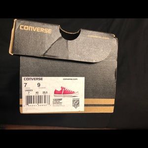 NWT pink converse size 7 men size 9 women